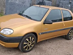 Gold Gebraucht 2002 Citroën Saxo Kleinwagen | 800 € (Fairer Preis)