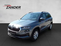 Graphite grau Neu 2024 Skoda Karoq Selection SUV | 31.900 € (Fairer Preis)