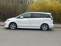 Weiß Gebraucht 2010 Mazda 5 Exclusive Van / Kleinbus | 5.300 € (Teuer)