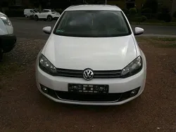 Weiß Gebraucht 2010 VW Golf VI Highline Limousine | 4.900 € (Fairer Preis)