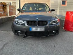 Grau Gebraucht 2006 BMW 325 Limousine | 10.000 €