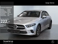 Silber Gebraucht 2022 Mercedes A180 Style Limousine | 27.918 € (Fairer Preis)
