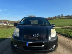Schwarz Gebraucht 2009 Toyota Yaris Cool Limousine | 2.750 € (Fairer Preis)