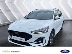 Weiß Neu 2025 Ford Focus ST-Line Limousine | 31.590 € (Etwas zu teuer)
