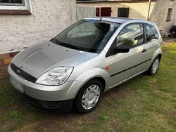 Silber Gebraucht 2003 Ford Fiesta Kleinwagen | 2.200 € (Fairer Preis)