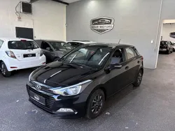 Schwarz Gebraucht 2018 Hyundai i20 YES! Limousine | 7.600 € (Guter Preis)