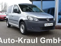 Schwarz Gebraucht 2021 VW Caddy Move Van / Kleinbus | 24.908 € (Fairer Preis)
