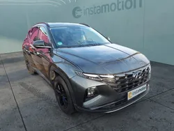 Grau Gebraucht 2022 Hyundai Tucson Trend SUV | 27.188 € (Guter Preis)