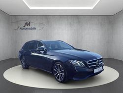 Blau Gebraucht 2019 Mercedes E220 Avantgarde Limousine | 24.990 € (Superpreis)