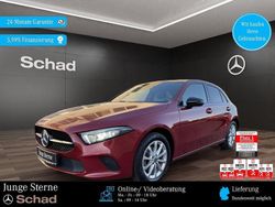 Manufaktur lack manufaktur pat Gebraucht 2021 Mercedes A200 Night Limousine | 25.480 € (Etwas zu teuer)