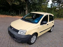 Gelb Gebraucht 2010 Fiat Panda Kleinwagen | 2.100 € (Fairer Preis)
