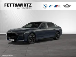 Dravitgrau Gebraucht 2023 BMW 740 M Sport Limousine | 88.800 € (Guter Preis)