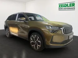 Gold Neu 2025 Skoda Kodiaq Selection SUV | 57.650 € (Teuer)