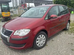 Rot Gebraucht 2009 VW Touran Van / Kleinbus | 3.200 € (Guter Preis)