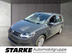 Braun (black oak brown metallic) Gebraucht 2018 VW Sharan Comfortline Van / Kleinbus | 32.930 €