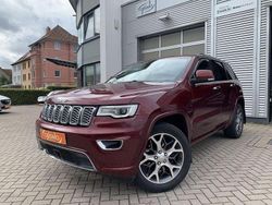 Velvet red pearl coat (metallic) Gebraucht 2020 Jeep Grand Cherokee Overland SUV | 32.440 € (Fairer Preis)