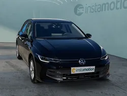 Schwarz Gebraucht 2024 VW Golf VIII Life Limousine | 23.800 € (Fairer Preis)