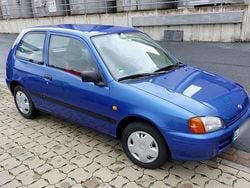 Blau Gebraucht 1996 Toyota Starlet Kleinwagen | 2.950 € (Fairer Preis)