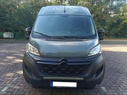 Grau Gebraucht 2023 Citroën Jumper Van / Kleinbus | 39.900 €