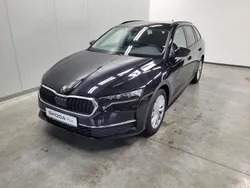 Schwarz Gebraucht 2024 Skoda Octavia Selection Kombi | 30.449 € (Fairer Preis)