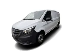 Weiss Gebraucht 2022 Mercedes Vito Van / Kleinbus | 34.449 € (Fairer Preis)
