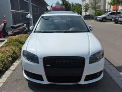 Weiß Gebraucht 2007 Audi A4 S-Line Kombi | 8.999 €