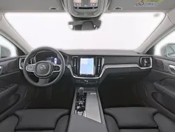 Silber Gebraucht 2023 Volvo V60 Kombi | 37.849 € (Guter Preis)