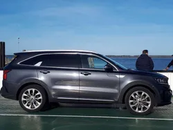 Grau Gebraucht 2022 Kia Sorento Platinum SUV | 41.999 € (Fairer Preis)
