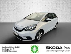Premium opal white silver Gebraucht 2021 Honda Jazz Elegance Kleinwagen | 18.690 € (Etwas zu teuer)