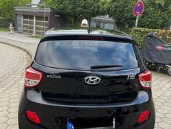 Schwarz Gebraucht 2016 Hyundai i10 Passion Kleinwagen | 6.000 € (Guter Preis)