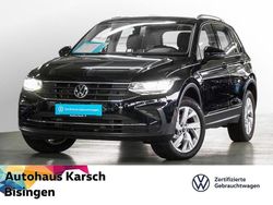 Deep black perleffekt (metallic) Gebraucht 2021 VW Tiguan Life SUV | 26.490 € (Superpreis)