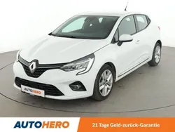 Weiß Gebraucht 2020 Renault Clio V Business Limousine | 10.440 € (Guter Preis)