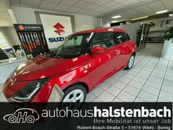 Rot Neu 2025 Suzuki Swift Comfort Limousine | 18.490 €