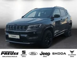 Grau Gebraucht 2023 Jeep Compass SUV | 29.980 € (Fairer Preis)