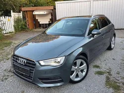 Grau Gebraucht 2016 Audi A3 Sport Limousine | 12.500 € (Guter Preis)