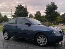 Grau Gebraucht 2005 Seat Ibiza Kleinwagen | 1.250 € (Fairer Preis)
