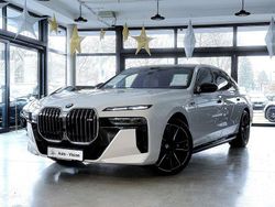 Weiß Gebraucht 2023 BMW M760e Performance Limousine | 114.490 € (Fairer Preis)