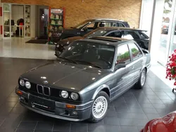 Grau metallic Gebraucht 1989 BMW 325 Performance Coupé | 39.900 €