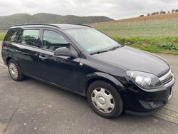 Schwarz Gebraucht 2009 Opel Astra Selection Kombi | 999 € (Guter Preis)