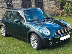 Grün Gebraucht 2004 Mini Cooper Kleinwagen | 4.000 € (Fairer Preis)