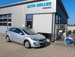 Silber Gebraucht 2014 Hyundai i30 Style Kombi | 9.990 € (Etwas zu teuer)