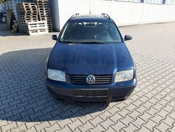 Blau Gebraucht 2001 VW Bora Comfortline Limousine | 1.500 € (Guter Preis)