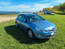 Blau Gebraucht 2010 Opel Astra Edition Limousine | 3.990 € (Fairer Preis)