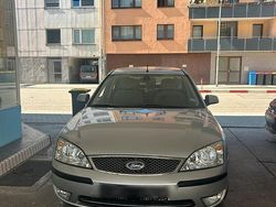 Silber Gebraucht 2004 Ford Mondeo Limousine | 1.800 € (Fairer Preis)