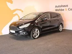 Schwarz Gebraucht 2016 Ford S-MAX Titanium Van / Kleinbus | 17.900 € (Guter Preis)