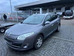 Grau Gebraucht 2011 Renault Mégane GrandTour Dynamique Kombi | 1.950 € (Guter Preis)