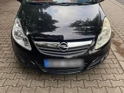 Schwarz Gebraucht 2007 Opel Corsa Kleinwagen | 800 € (Guter Preis)