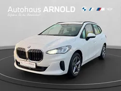 Alpinweiß uni Gebraucht 2022 BMW 218 Active Tourer Van / Kleinbus | 24.710 € (Fairer Preis)