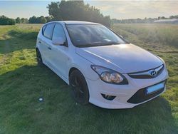 Weiß Gebraucht 2010 Hyundai i30 Comfort Kombi | 3.300 € (Fairer Preis)