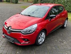 Rot Gebraucht 2017 Renault Clio IV LIMITED Limousine | 6.500 € (Guter Preis)